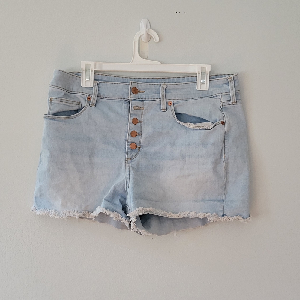 ECU Universal Thread Light Wash Jean Shorts
